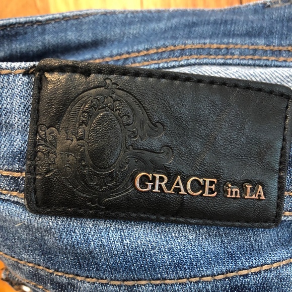 Grace in LA Cross Jeweled Pocket Size 28 Denim Jeans - Picture 3 of 11